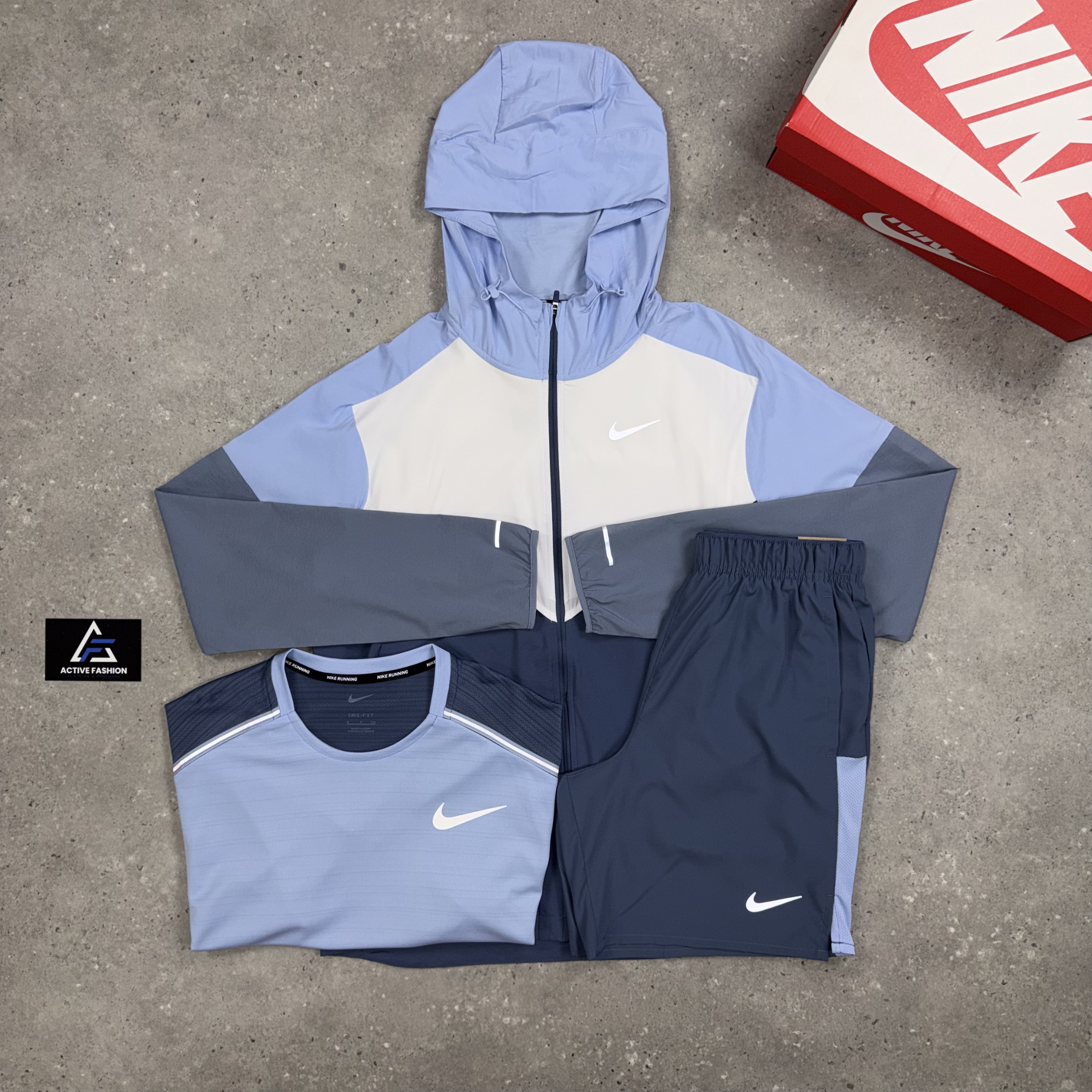 Nike UV Windrunner Jacket Diffused Blue