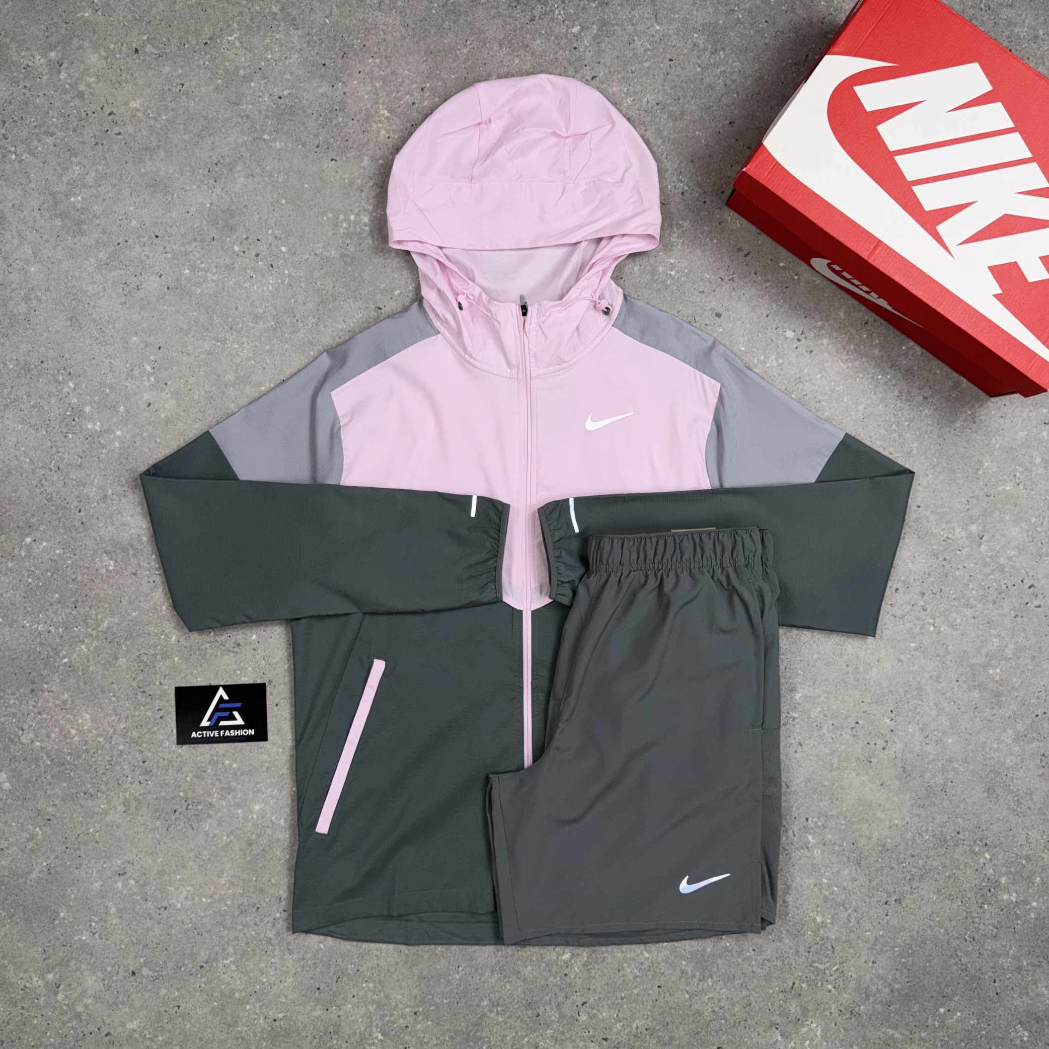Nike Challenger 7" Shorts Grey