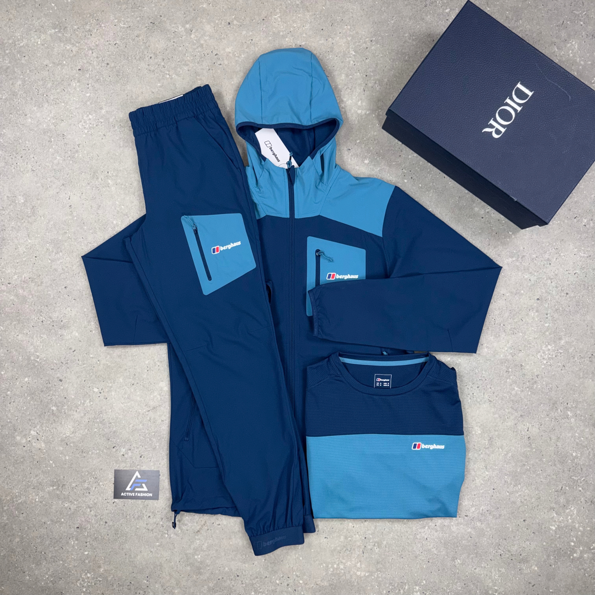 Berghaus Intervale Jacket, Explorer Tech T-Shirt & Pants Set Blue