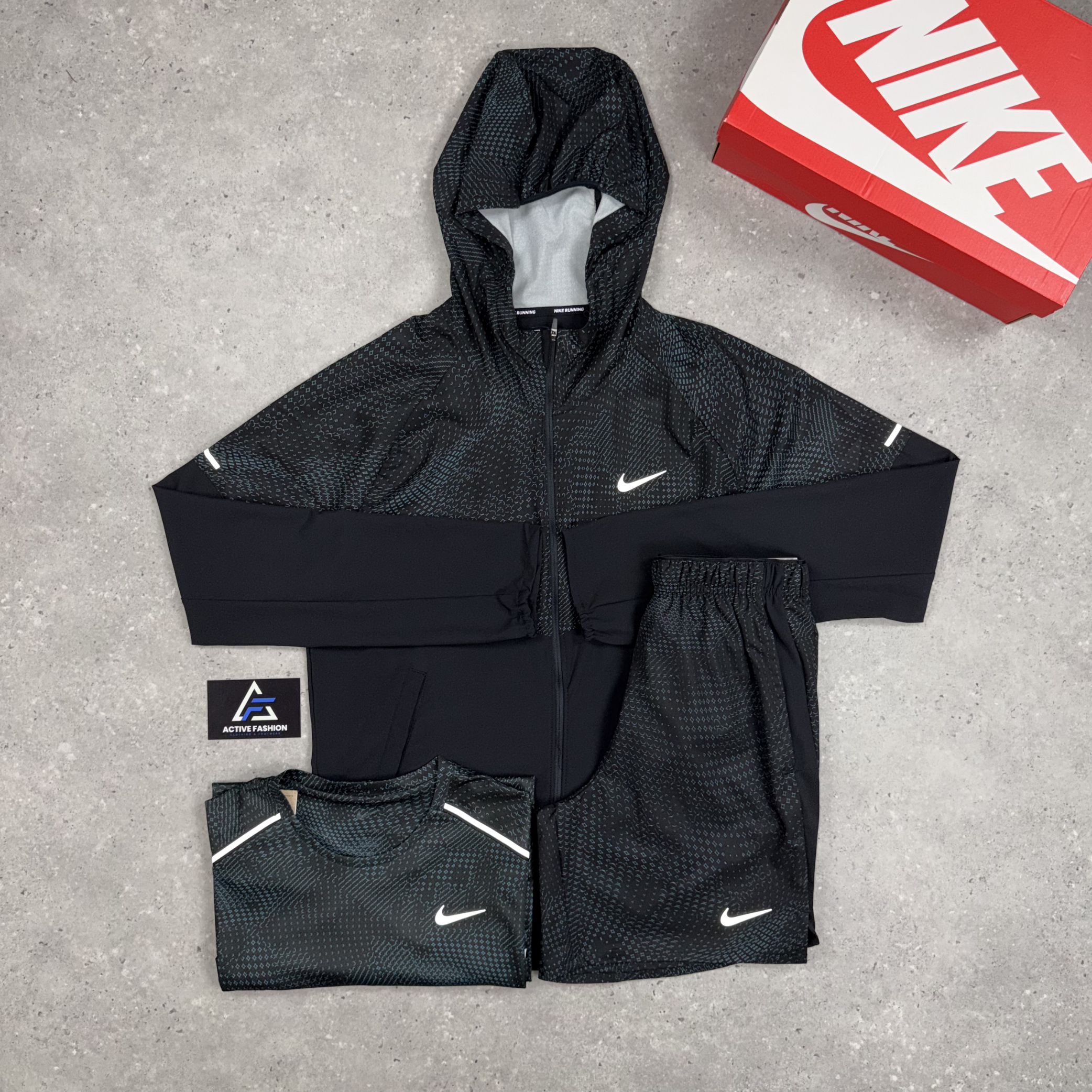 Nike Festival 2.0 Black Windrunner, T-Shirt & Shorts Set