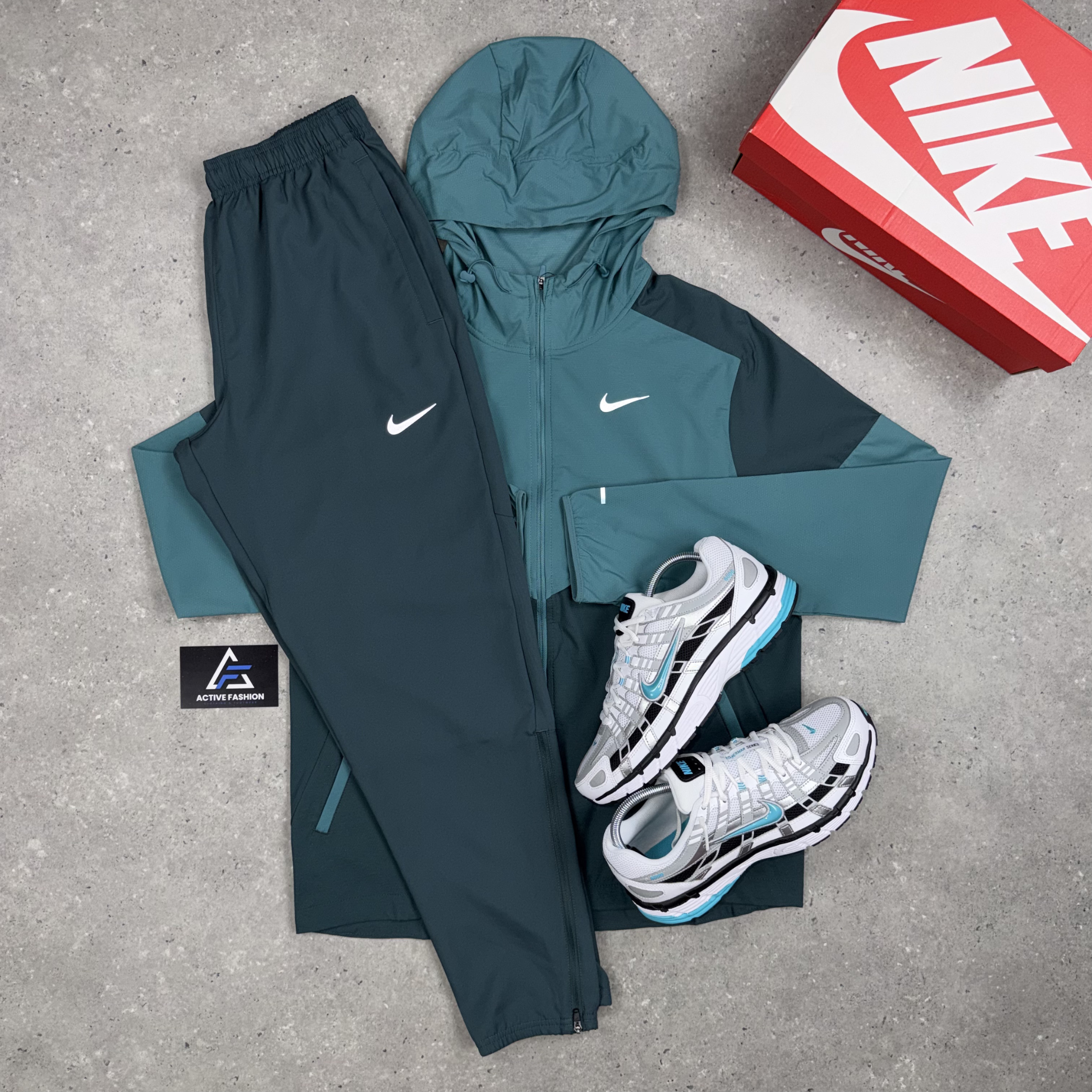 Nike UV Windrunner Jacket & Challenger Pants Set Mineral Teal