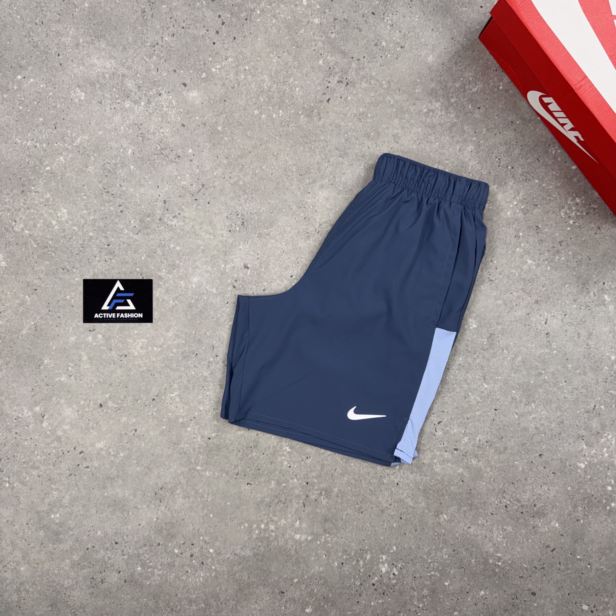 Nike UV Windrunner Jacket & 7” Challenger Short Set Diffused Blue