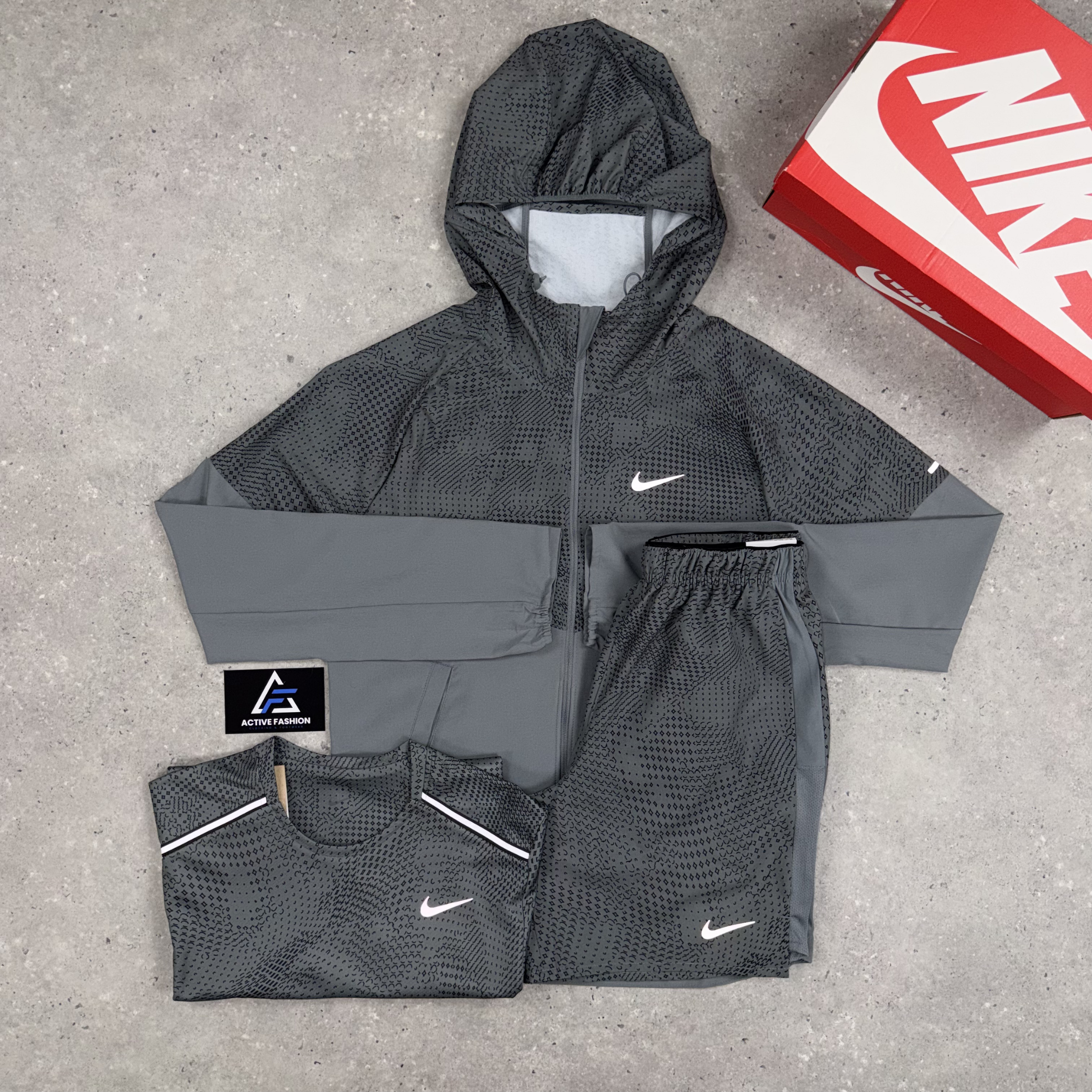 Nike Festival 2.0 Grey Windrunner, T-Shirt & Shorts Set