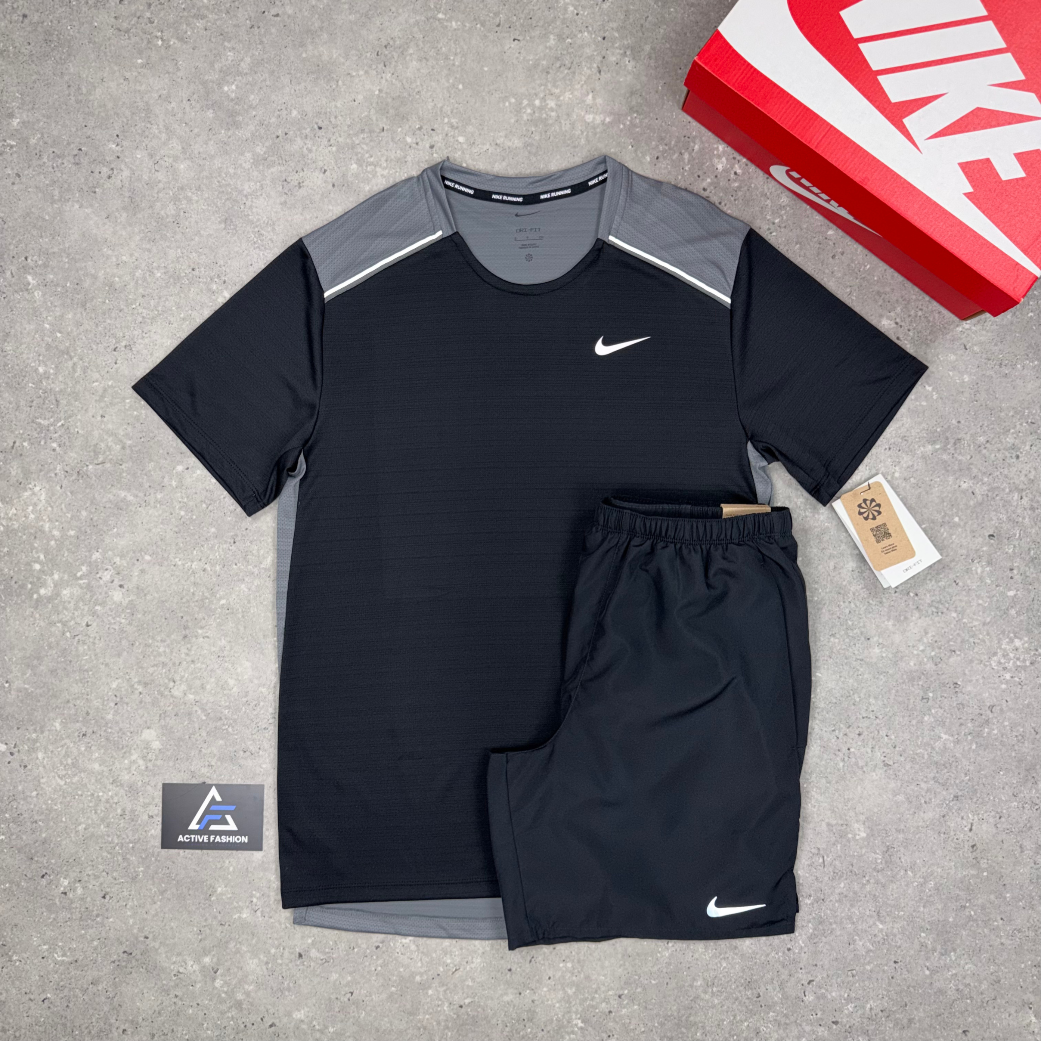 Nike Miler T-Shirt Black/Grey & 7" Black Challenger Shorts Set