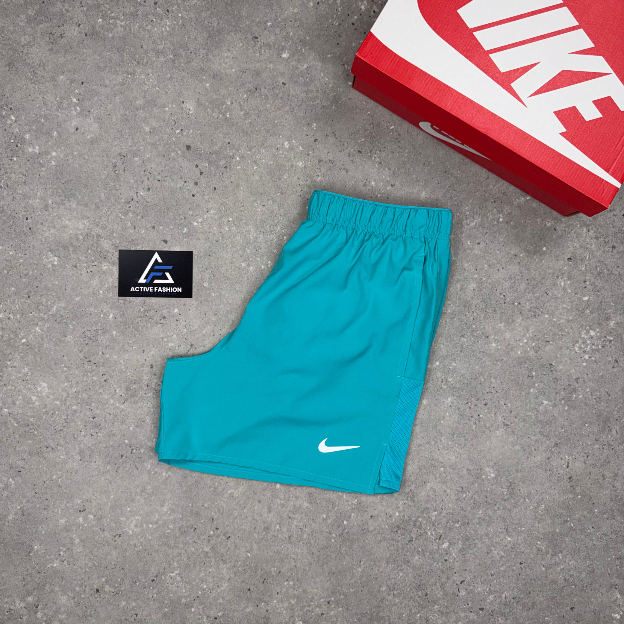 Nike Miler 1.0 T-Shirt & 7" Challenger Shorts Dusty Cactus