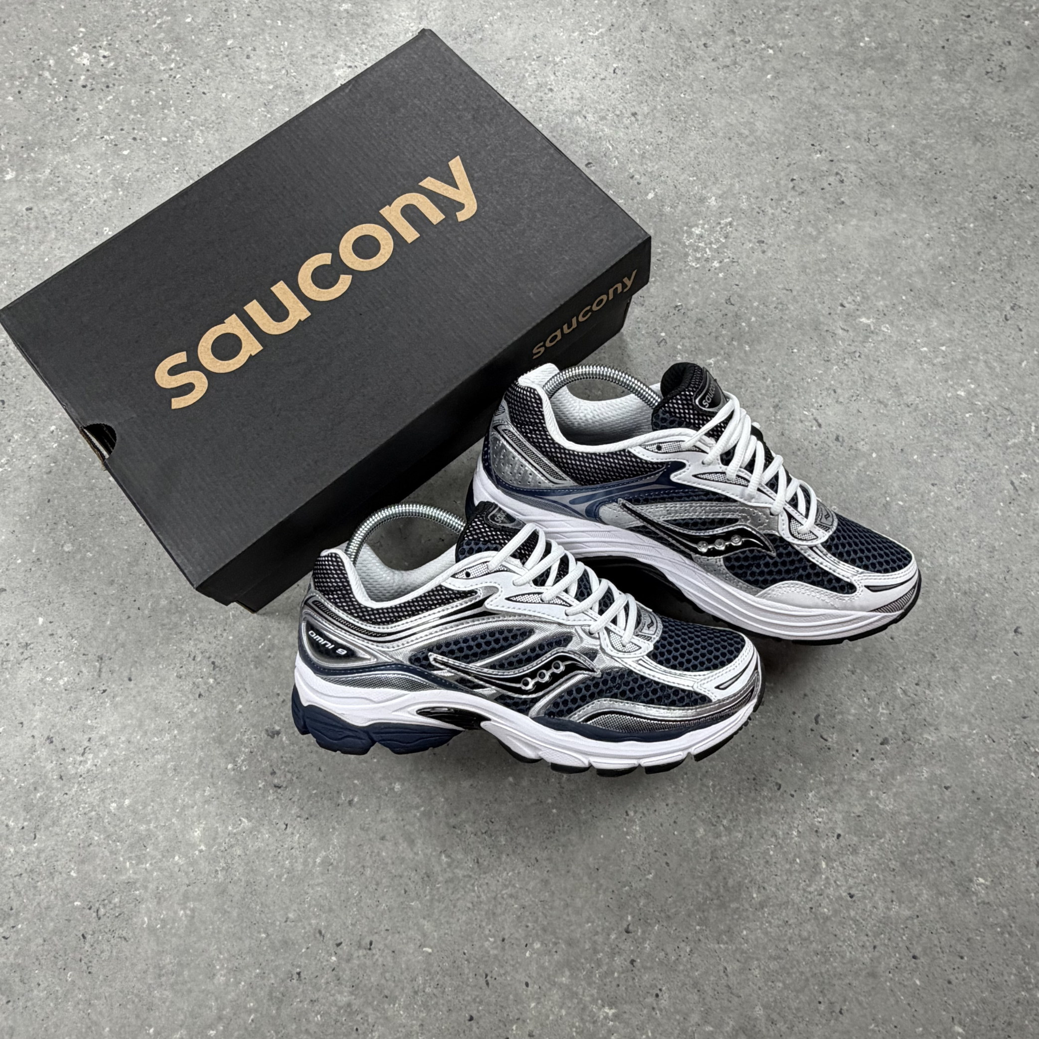 Saucony Progrid Omni 9 Deep Navy