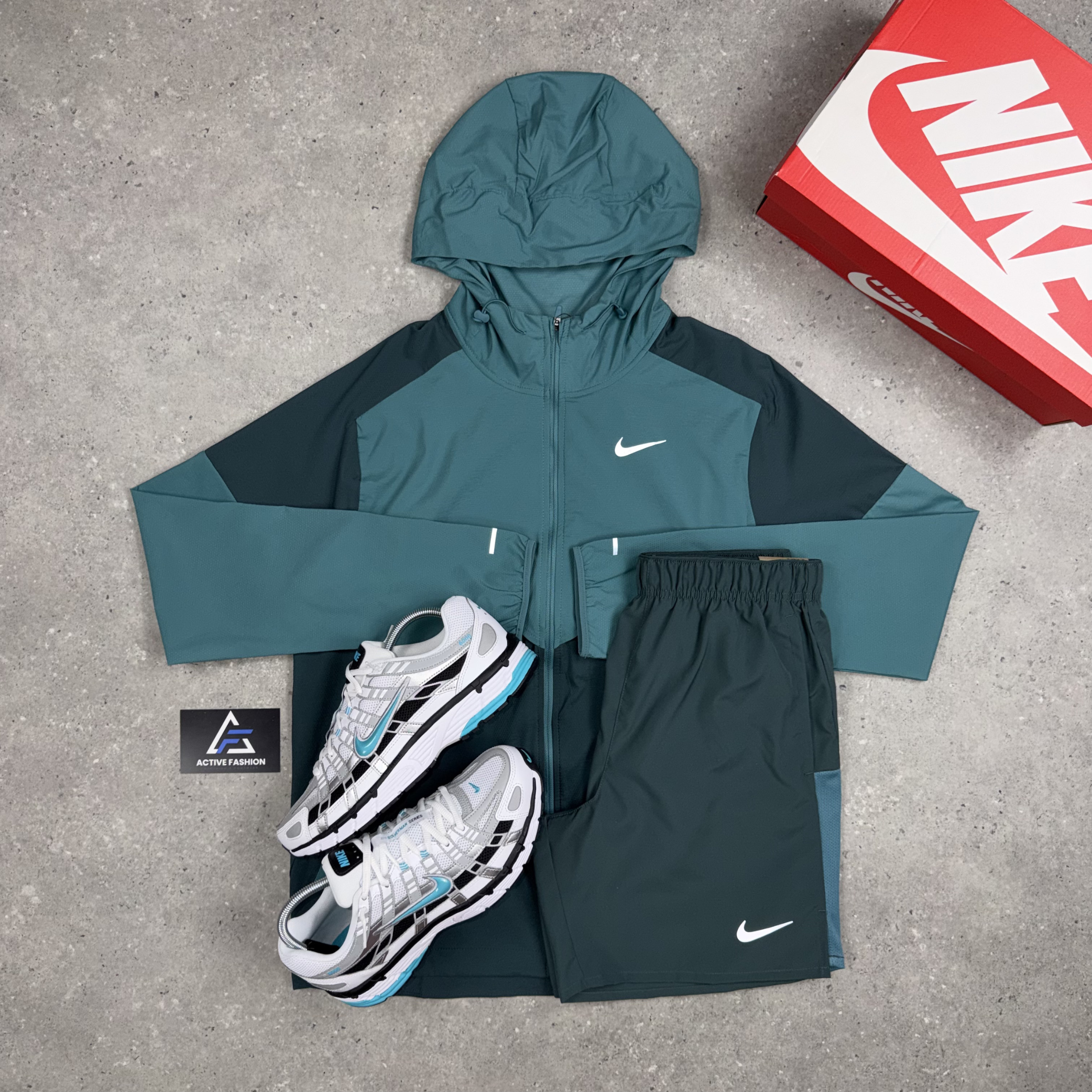 Nike Challenger Shorts 7" Mineral Teal