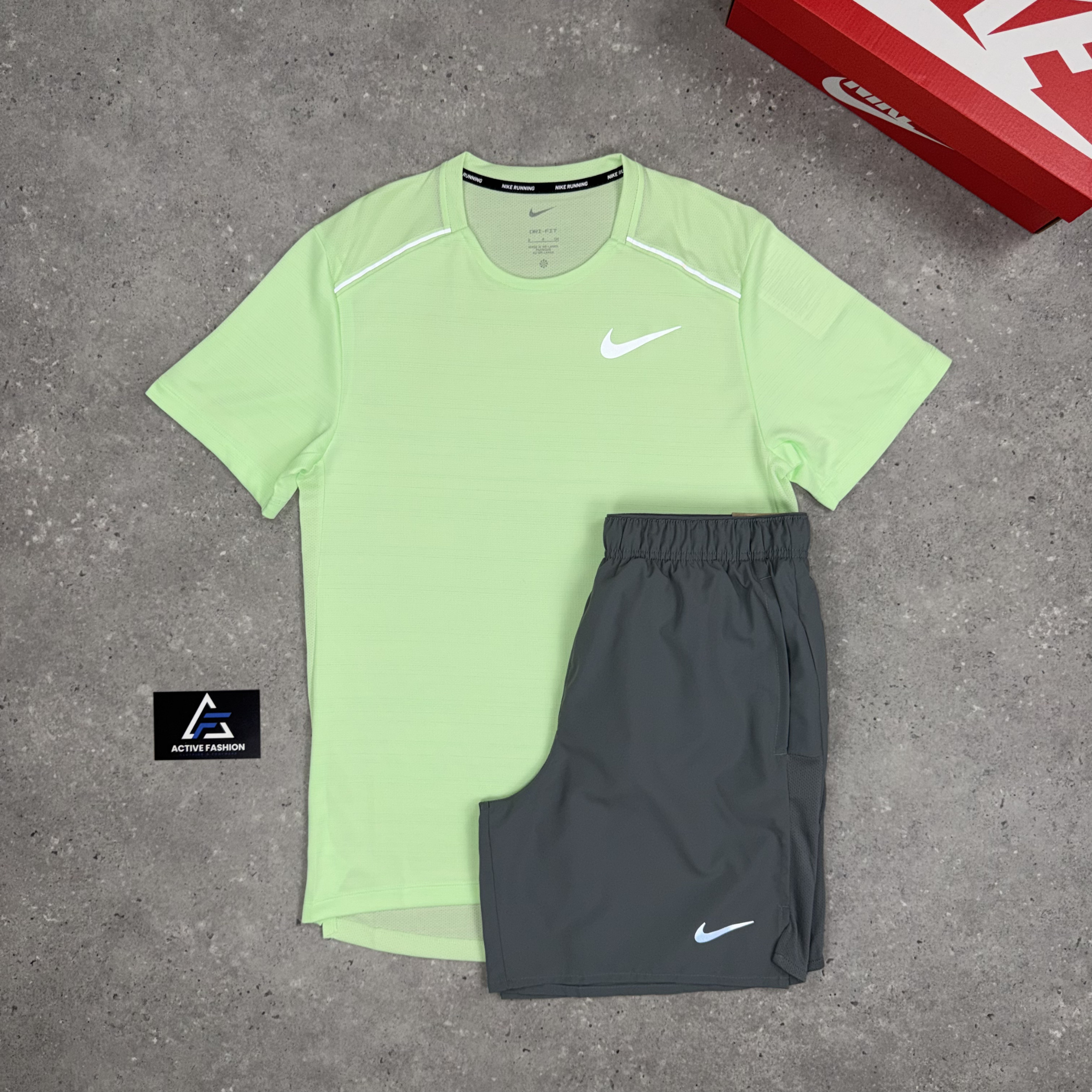 Nike Miler T-Shirt Vapour Green & Grey 7" Challenger Short Set