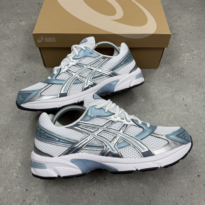 Asics Gel 1130 Sharkskin trainers, view 2