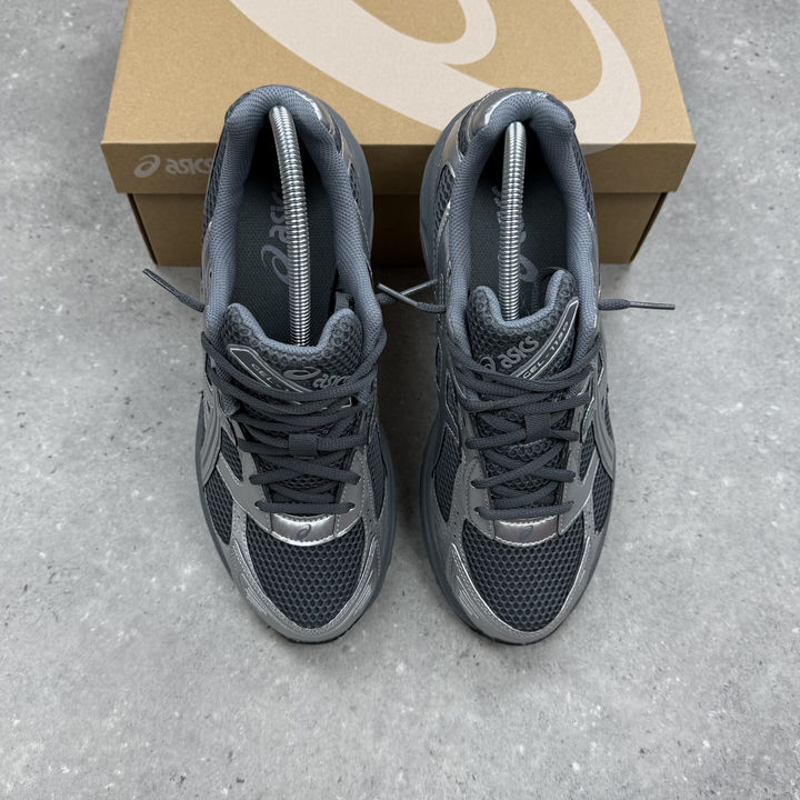 Asics Gel 1130 Steel Grey Pure Silver trainers, view 3