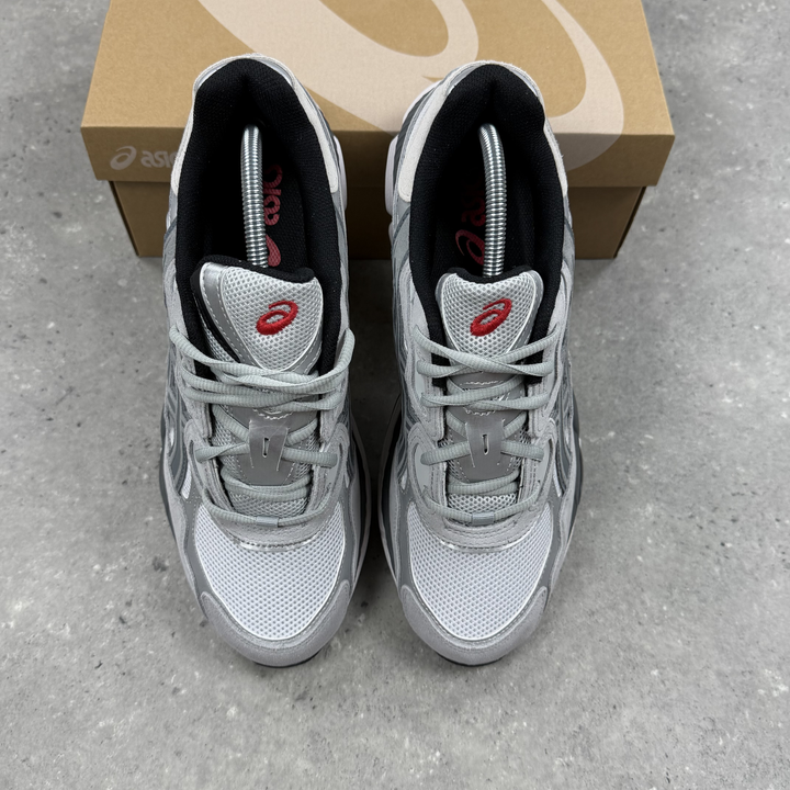Asics Gel NYC White Steel Grey trainers, view 4