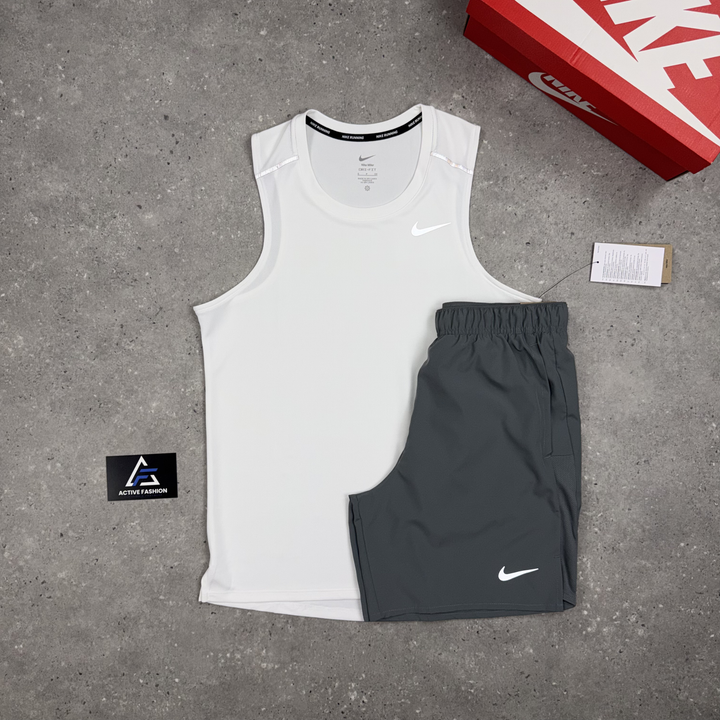Nike Miler 1.0 Ice White vest, view 2