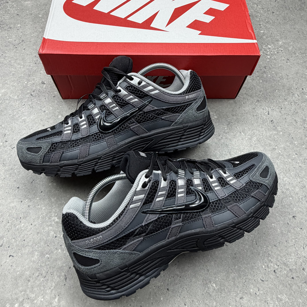 Nike P6000 Anthracite Black Chrome Metallic Silver trainers, view 2